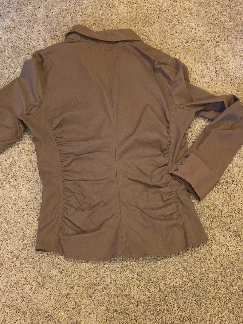 Express Brown Ruched-Side Button Down Shirt - Picture 5 of 5